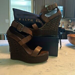 Ralph Lauren Collection ‘Finna’ Leather Wedge heels